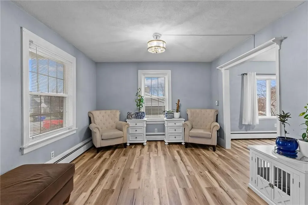 76 Lexington Avenue West Warwick RI 02893