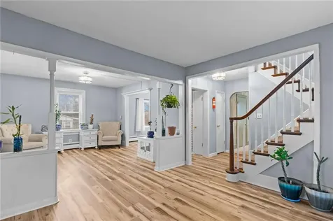 76 Lexington Avenue West Warwick RI 02893