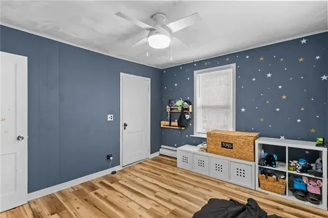 76 Lexington Avenue West Warwick RI 02893