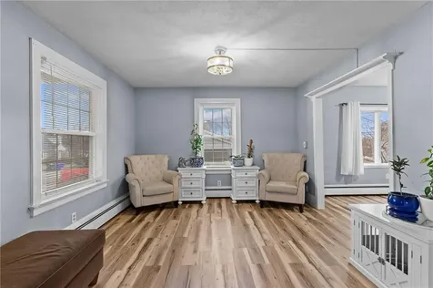 76 Lexington Avenue West Warwick RI 02893