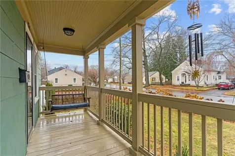 76 Lexington Avenue West Warwick RI 02893