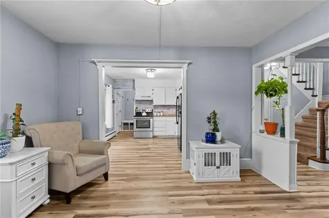 76 Lexington Avenue West Warwick RI 02893