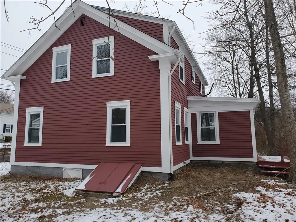 88 Clyde Street West Warwick RI 02893