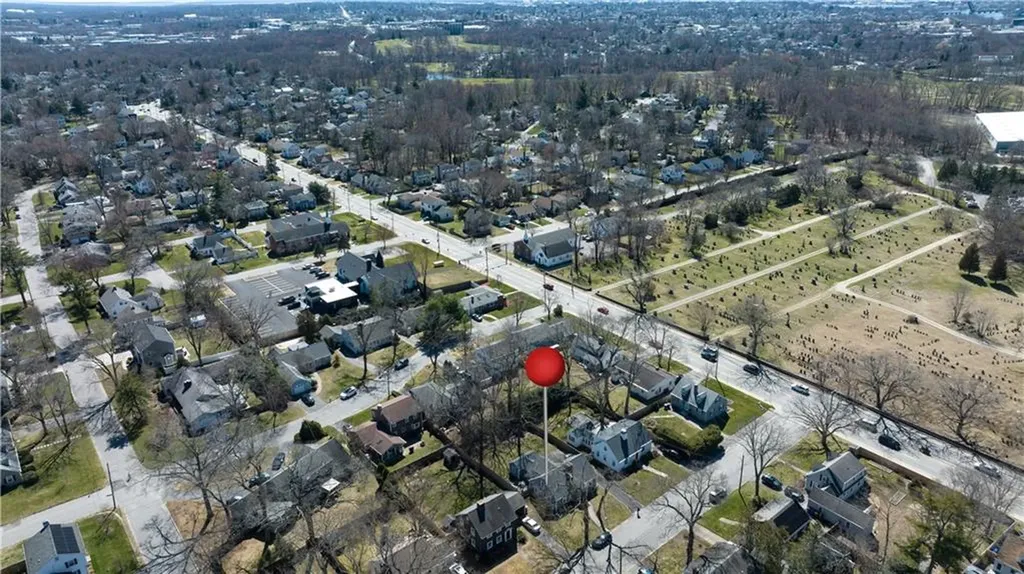 15 Kenton Avenue East Providence RI 02916