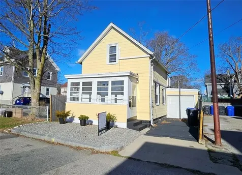 136 Mercer Street East Providence RI 02914