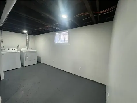 136 Mercer Street East Providence RI 02914