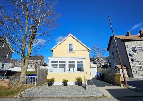 136 Mercer Street East Providence RI 02914