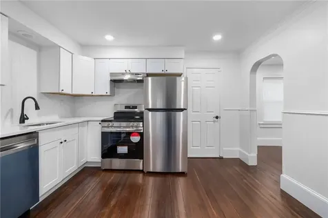 136 Mercer Street East Providence RI 02914