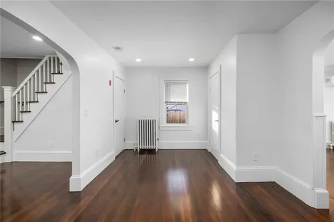 136 Mercer Street East Providence RI 02914