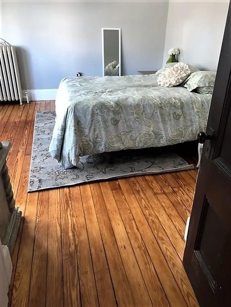 25 West Narragansett Avenue Newport RI 02840