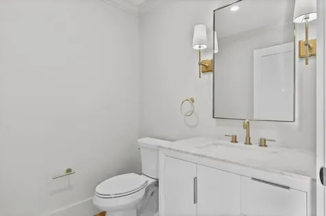 4 Anchor Way Newport RI 02840