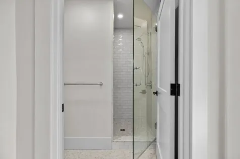 4 Anchor Way Newport RI 02840