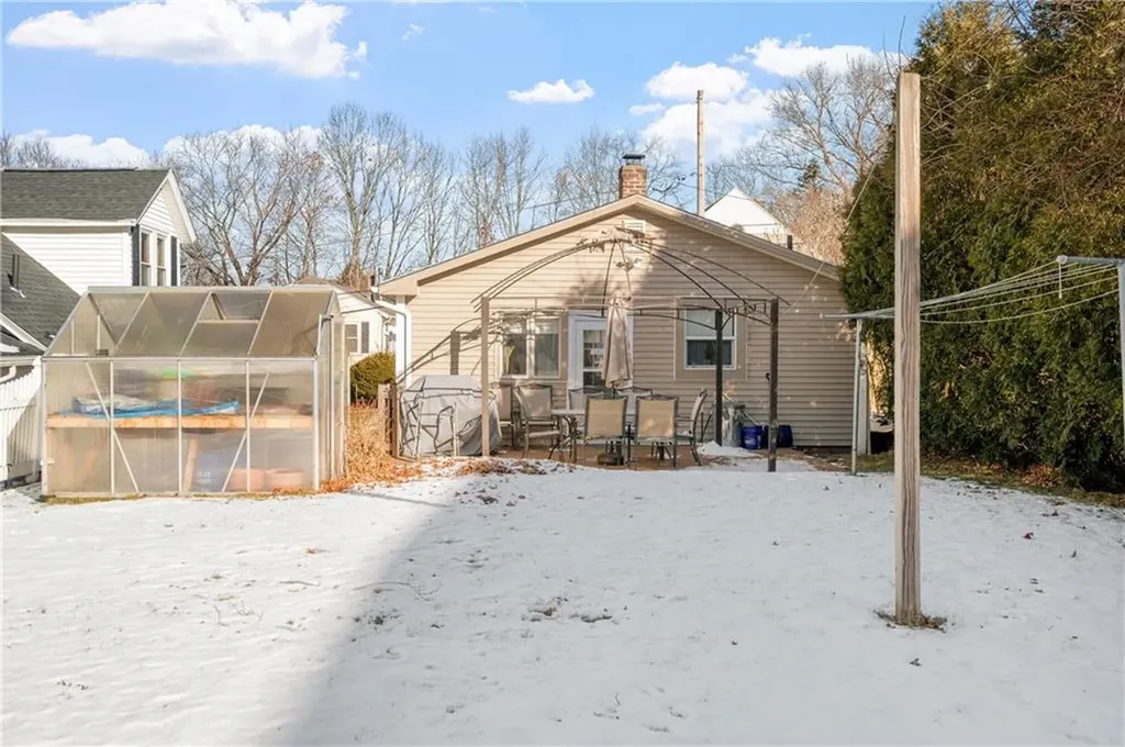 235 Oregon Avenue Woonsocket RI 02895