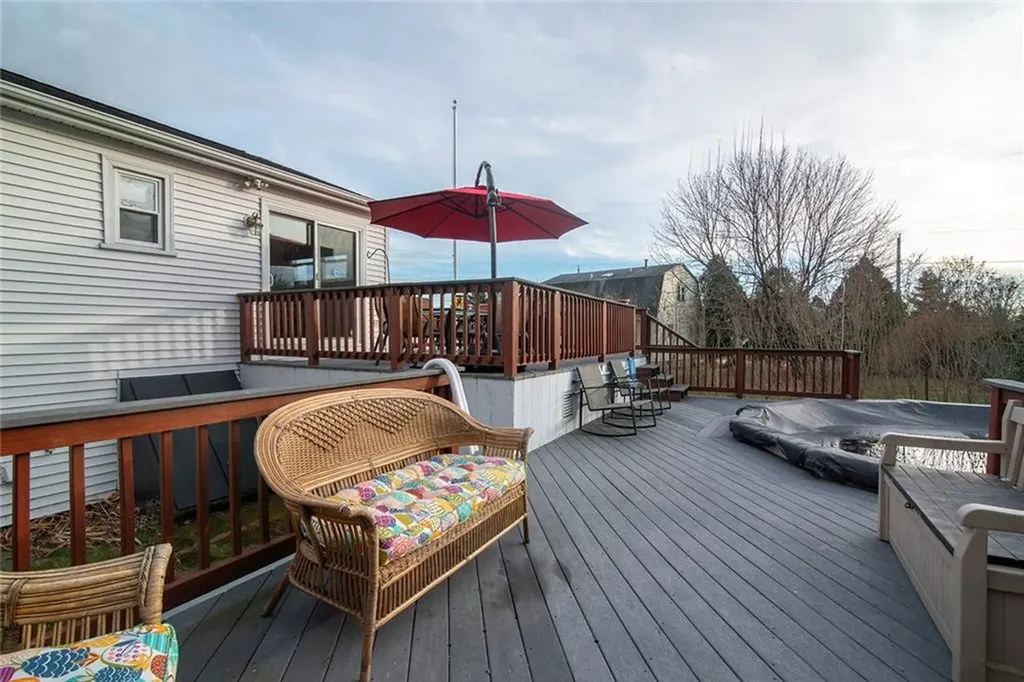 32 Spencer Drive Westerly RI 02891