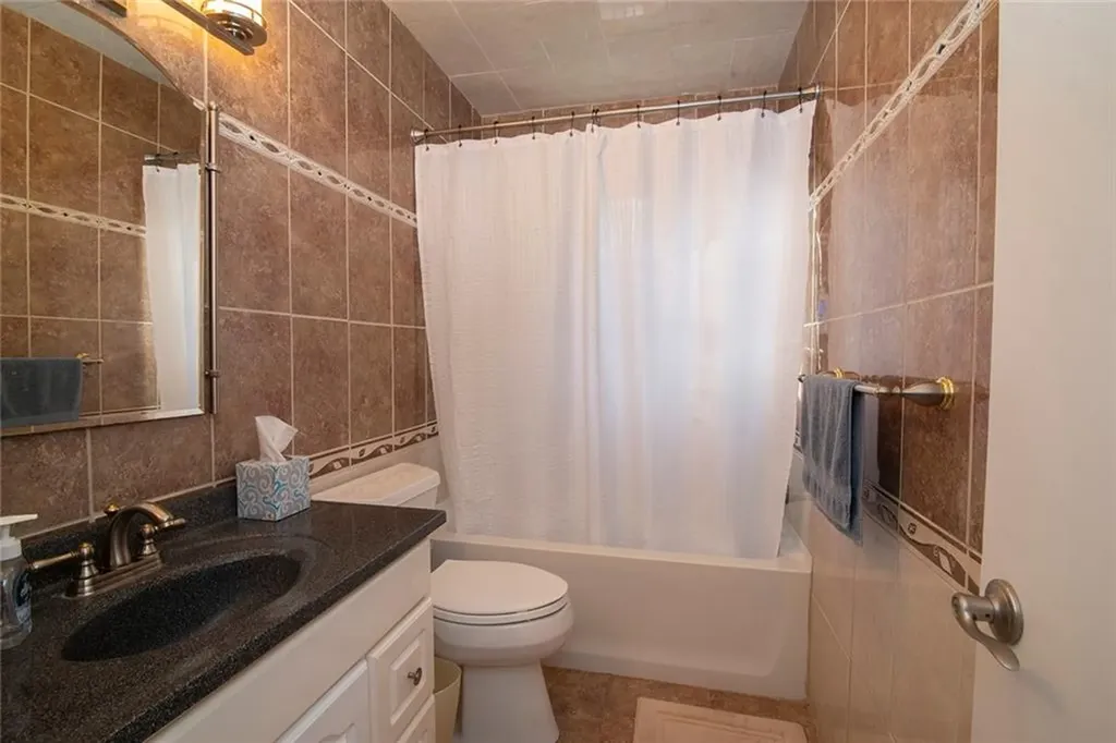 32 Spencer Drive Westerly RI 02891