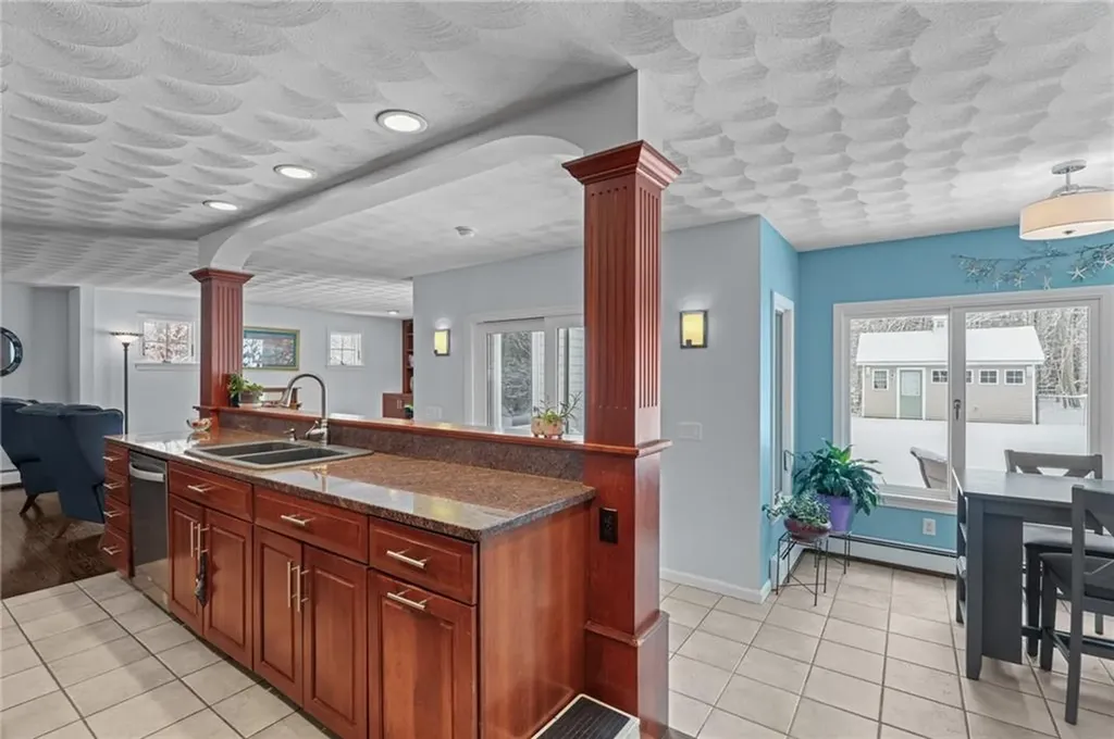 30 Parkside Drive West Greenwich RI 02817