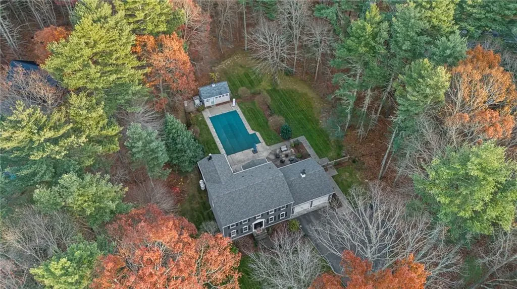 30 Parkside Drive West Greenwich RI 02817