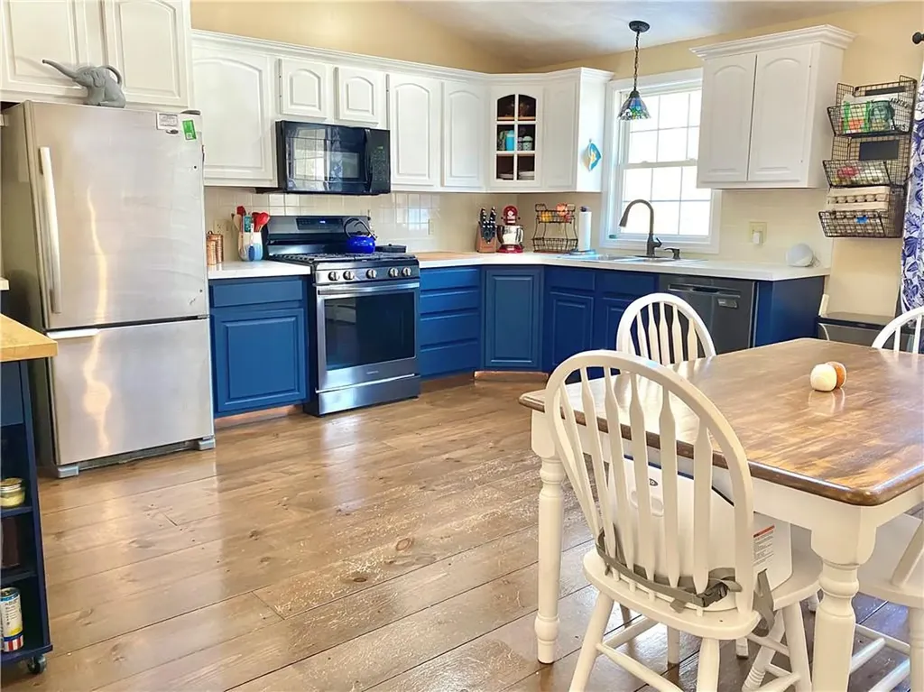 285 Cooper Road Glocester RI 02814