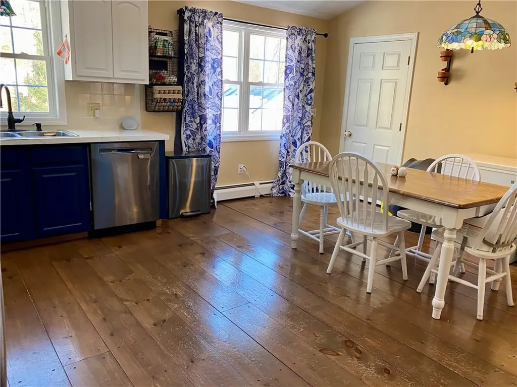 285 Cooper Road Glocester RI 02814