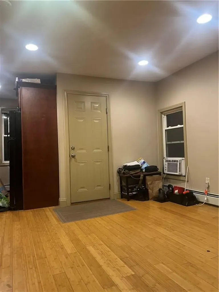 10 Africa Street Providence RI 02903