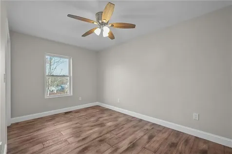 41 Hudson Street Tiverton RI 02878