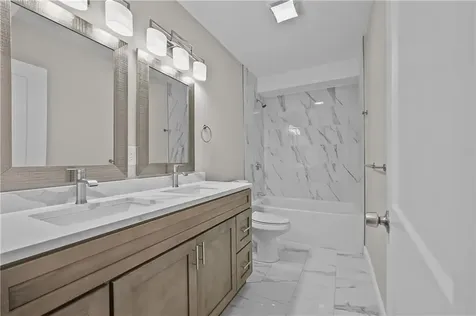 41 Hudson Street Tiverton RI 02878