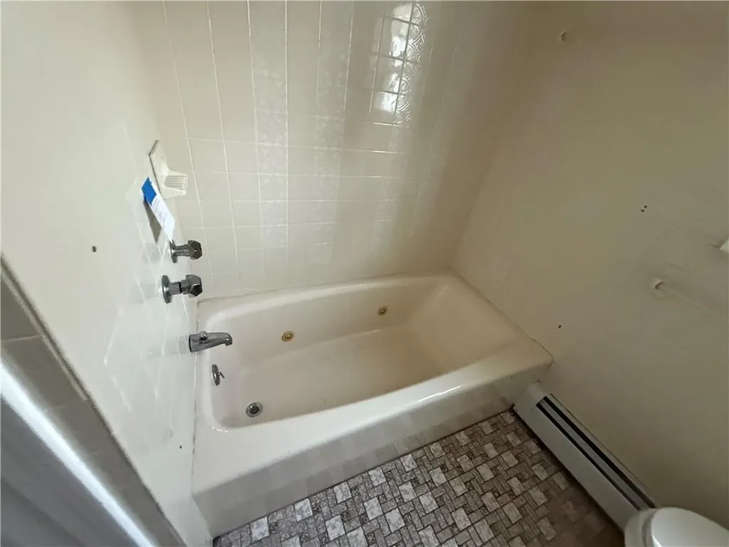 151 Ausdale Road Cranston RI 02910