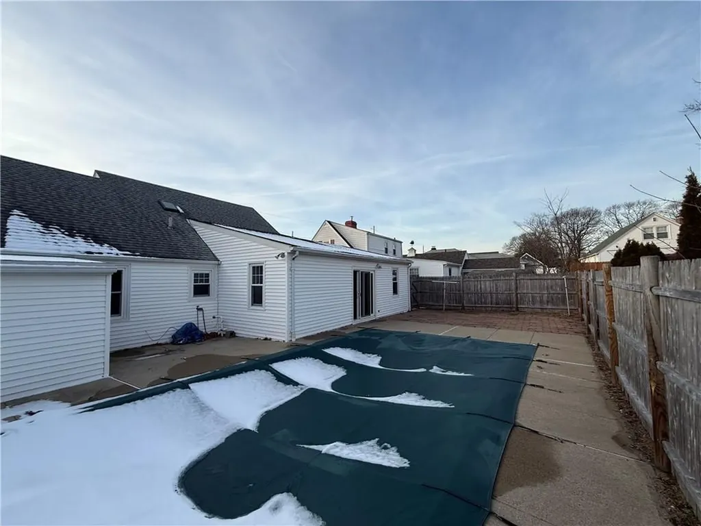 151 Ausdale Road Cranston RI 02910