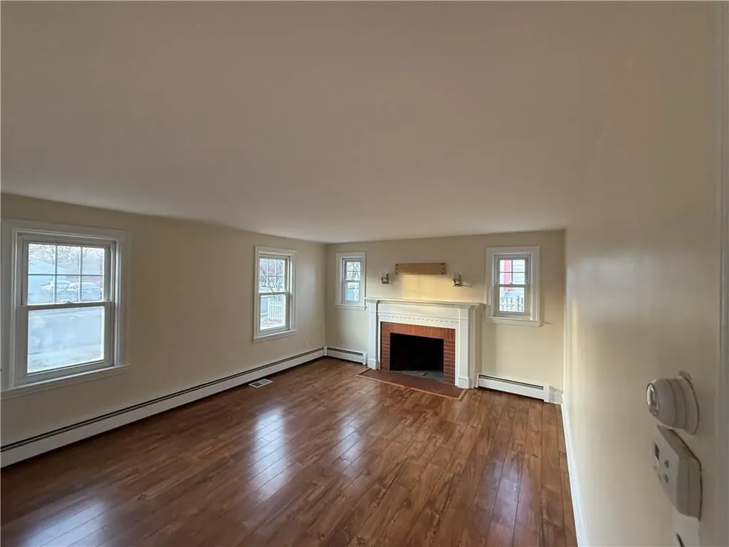 151 Ausdale Road Cranston RI 02910