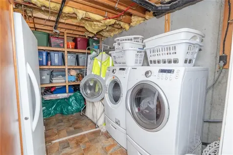 4 Country View Drive Coventry RI 02816