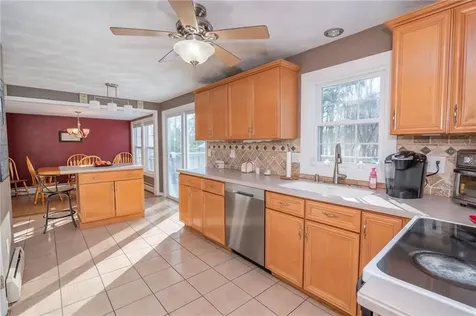 4 Country View Drive Coventry RI 02816