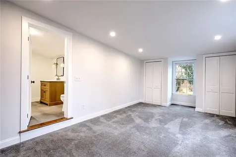 21 Townsend Street Barrington RI 02806