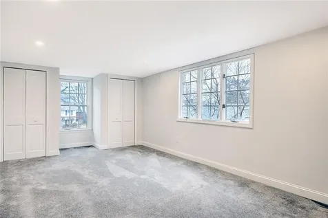 21 Townsend Street Barrington RI 02806