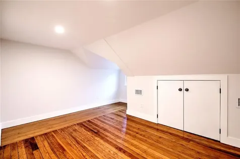 21 Townsend Street Barrington RI 02806