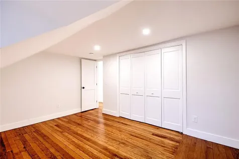 21 Townsend Street Barrington RI 02806