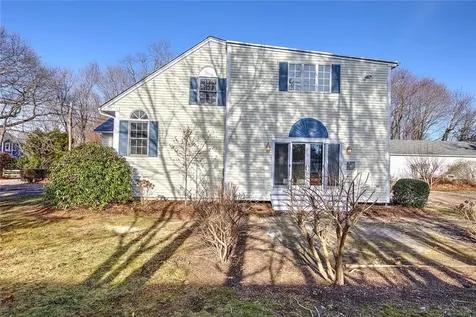 21 Townsend Street Barrington RI 02806