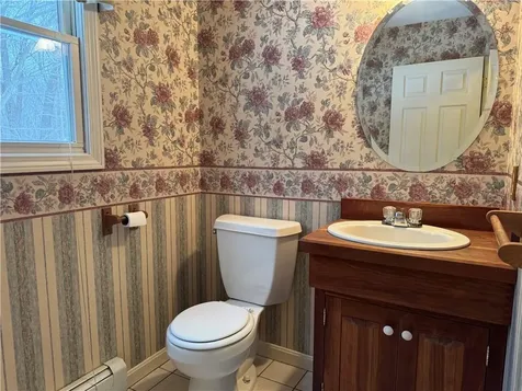 106 Derbyshire Drive Cranston RI 02921