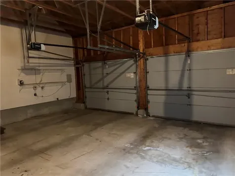 106 Derbyshire Drive Cranston RI 02921