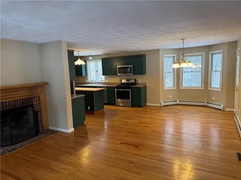 106 Derbyshire Drive Cranston RI 02921