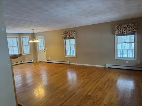 106 Derbyshire Drive Cranston RI 02921