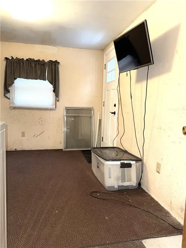 212 Farnum Pike Smithfield RI 02917