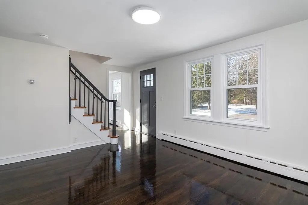 92 Pawtuxet Terrace West Warwick RI 02893