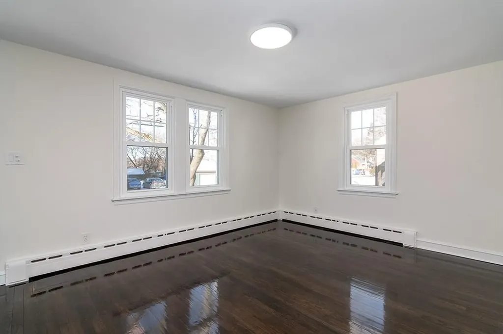 92 Pawtuxet Terrace West Warwick RI 02893