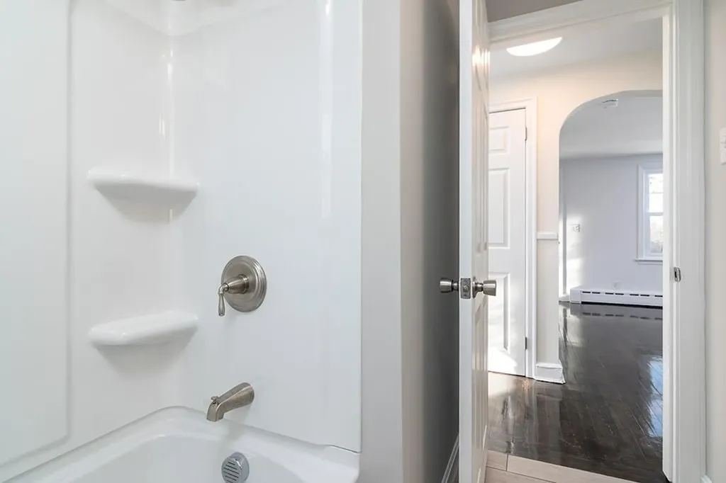 92 Pawtuxet Terrace West Warwick RI 02893