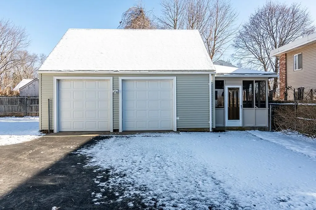 92 Pawtuxet Terrace West Warwick RI 02893