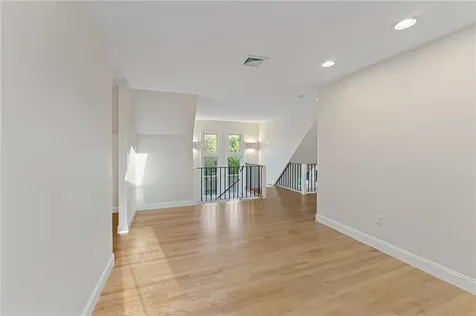 11 Windrose Circle Exeter RI 02822