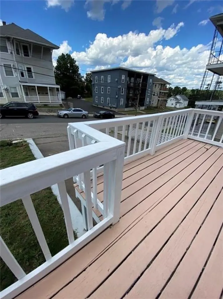 549 Willow Street Woonsocket RI 02895