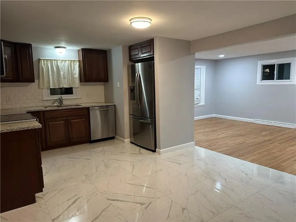 549 Willow Street Woonsocket RI 02895