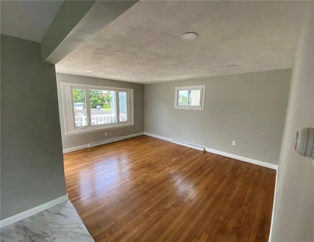 549 Willow Street Woonsocket RI 02895
