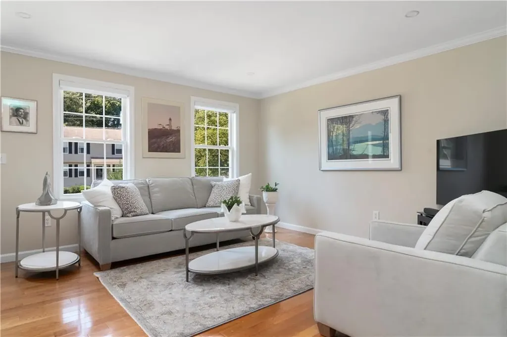57 Laura Circle Cranston RI 02920